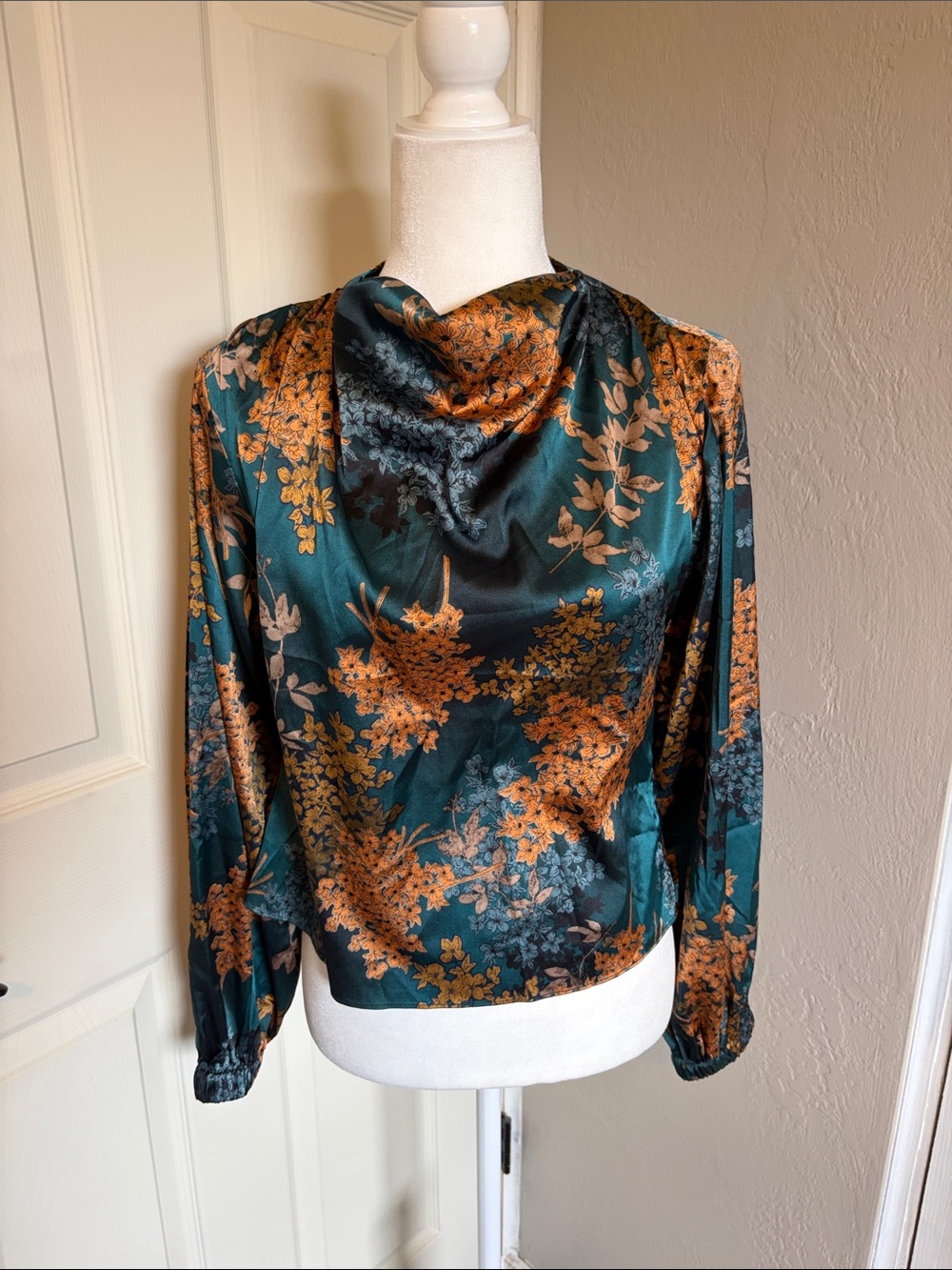 Anthropologie ASTR Teal Satin Floral Long-Sleeve Blouse draped top - Picture 3 of 7